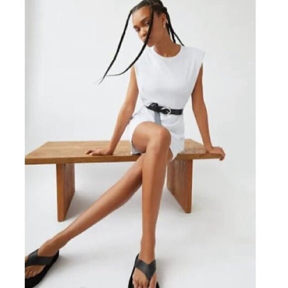 𝅺ARITZIA Babaton Sleeveless, Crew-Neck Dress with Shoulder Pads Size S - Picture 10 of 11